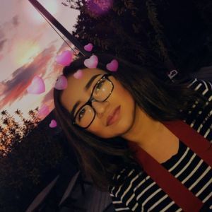 Meet your Posher, Elizabeth